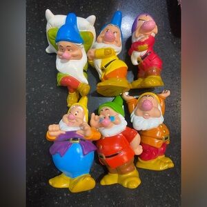 Vintage 1992 Disney Snow White Seven Dwarfs Vinyl Plastic 3" Figures Toys